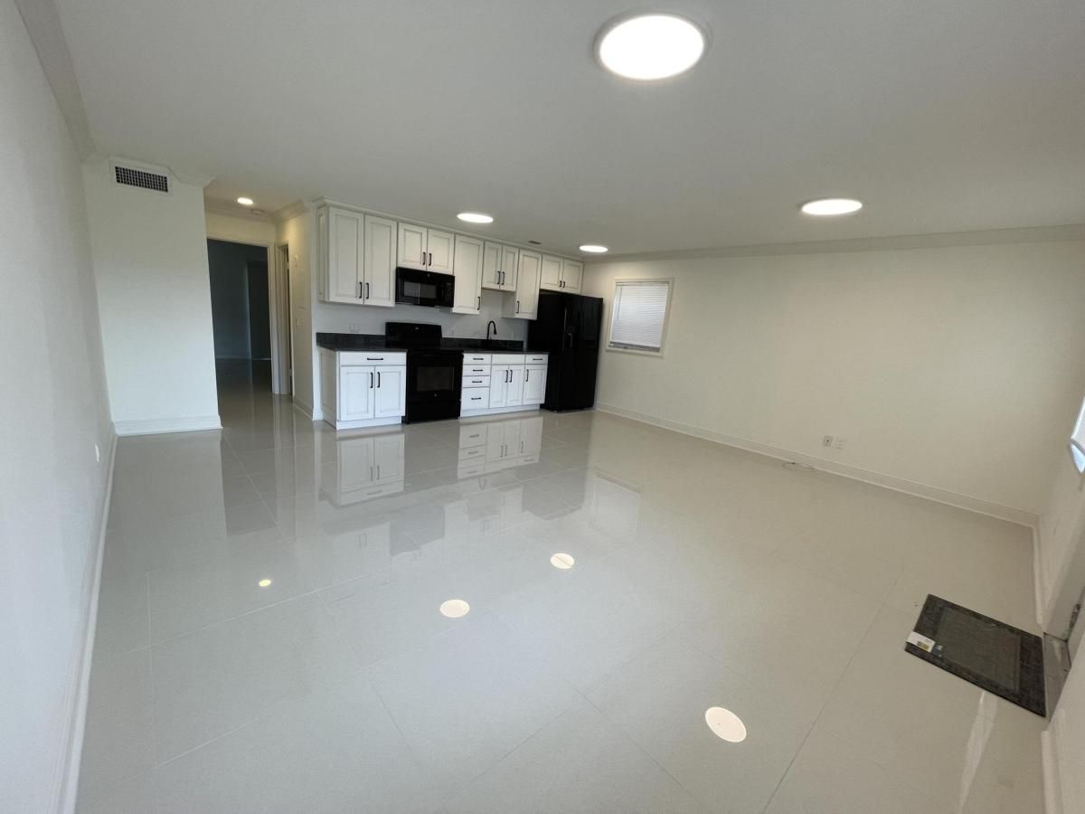 MLS #RX-11097393 image #0