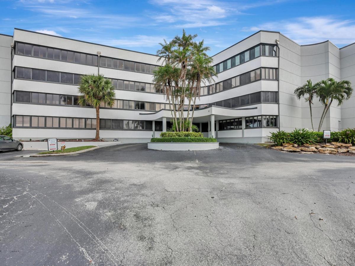 MLS #RX-11081176 image #0