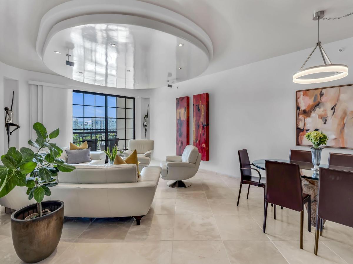 MLS #RX-11098373 image #0