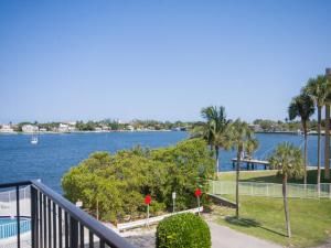 MLS #RX-11002112 image #0