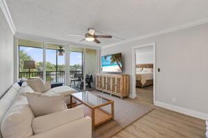 MLS #RX-11098660 image #0