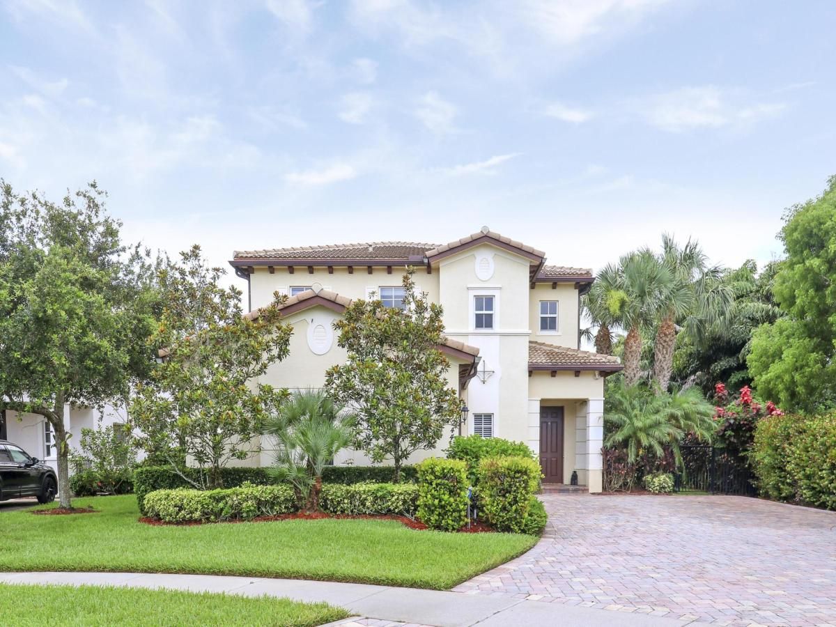 MLS #RX-11099604 image #0