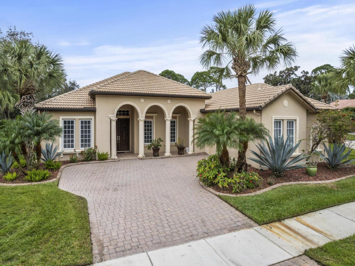 MLS #RX-11100004 image #0