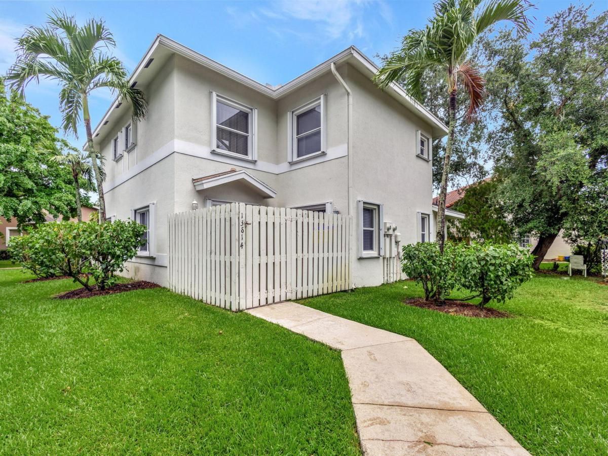 MLS #RX-11100247 image #0