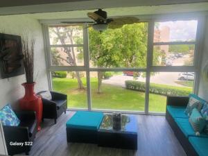 MLS #RX-11100579 image #0