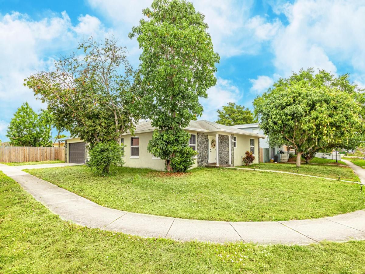 MLS #RX-11100718 image #0