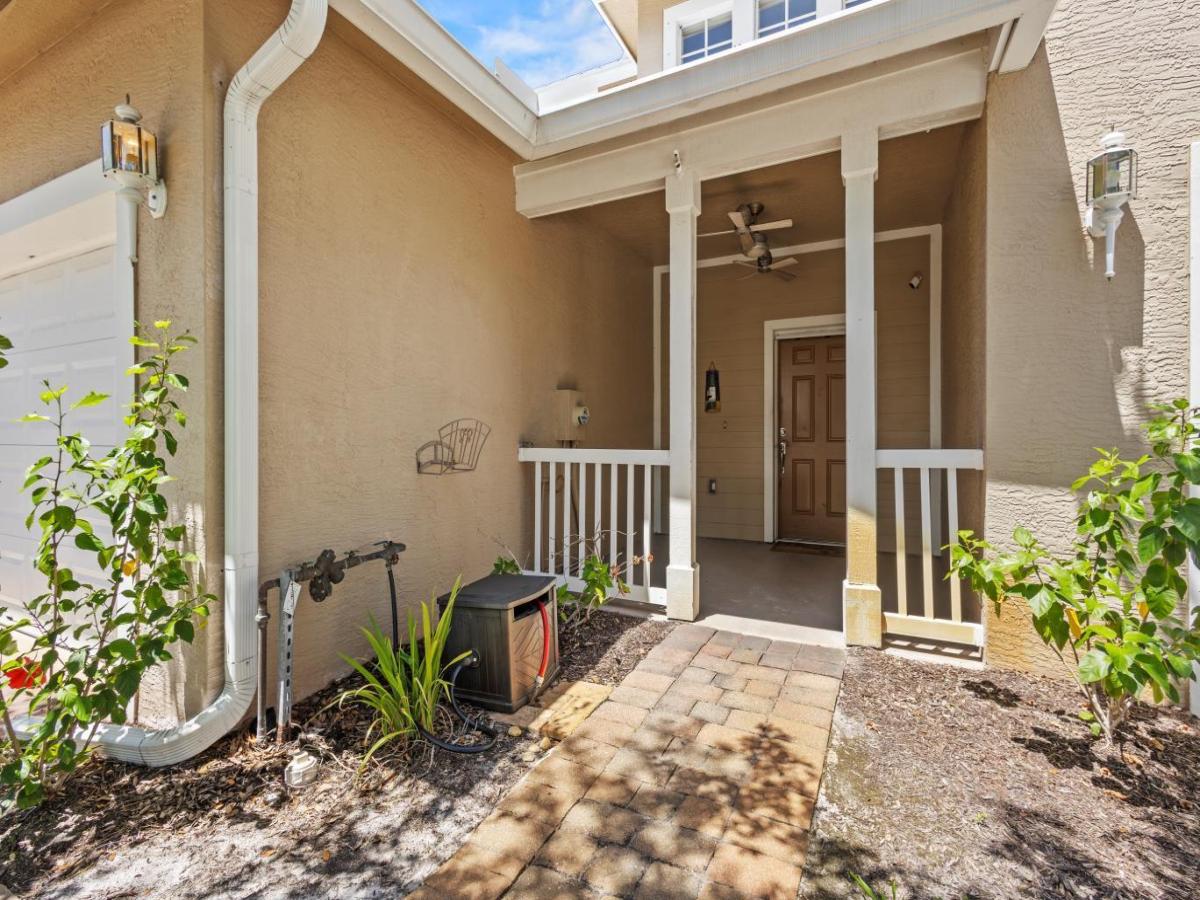 MLS #RX-11100807 image #0