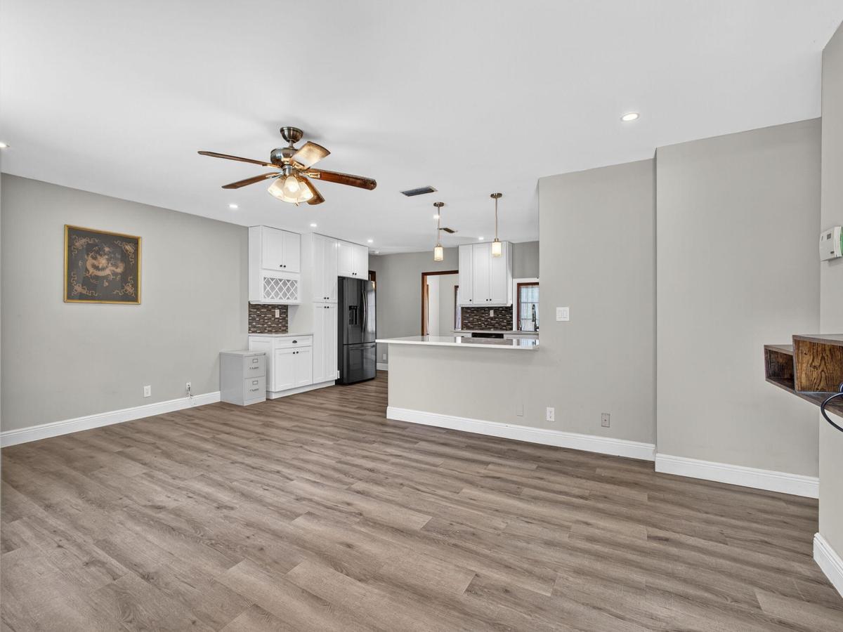 MLS #RX-11101155 image #0