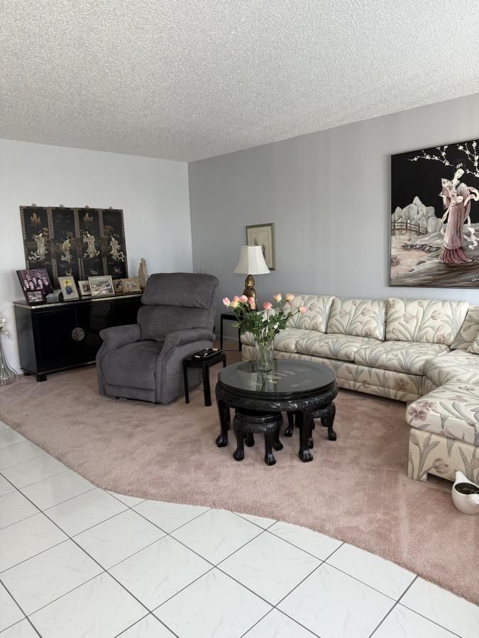 MLS #RX-11101609 image #0