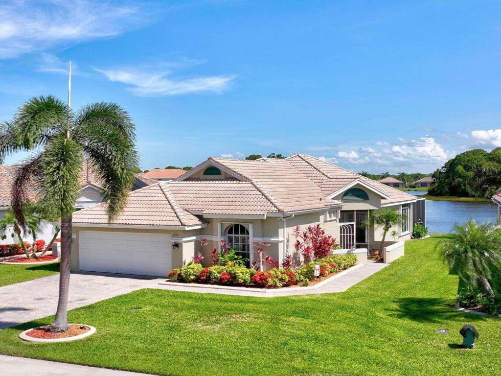 MLS #RX-11101634 image #0