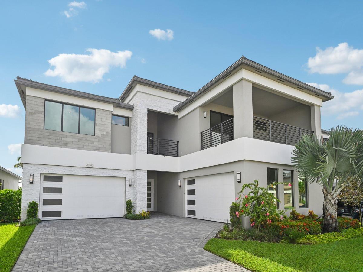 MLS #RX-11101879 image #0