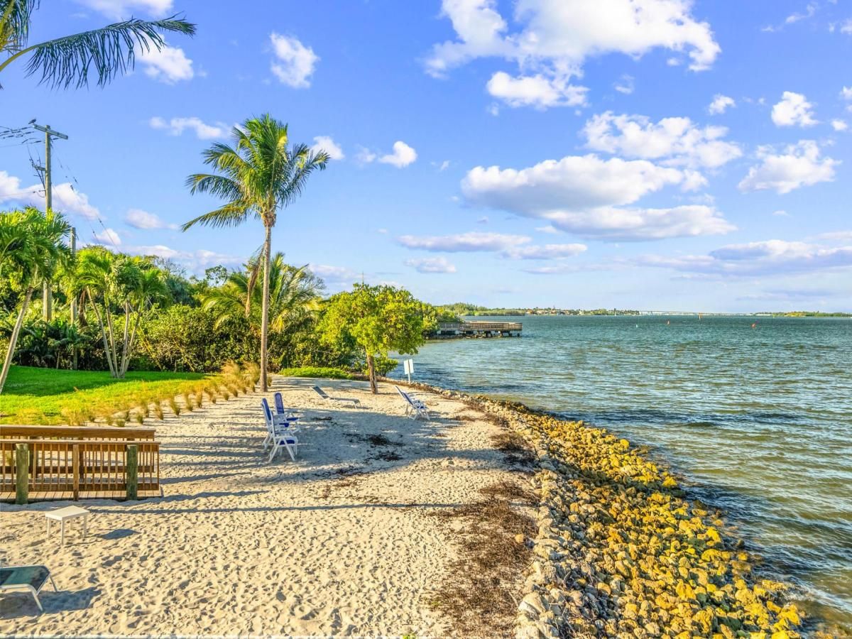 MLS #RX-11102188 image #0