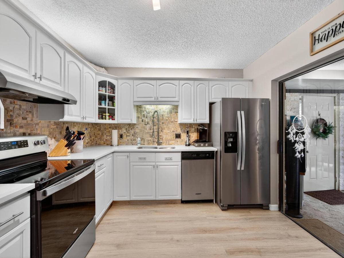 MLS #RX-11102343 image #0