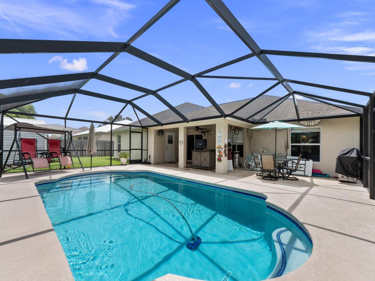 MLS #RX-11102419 image #0