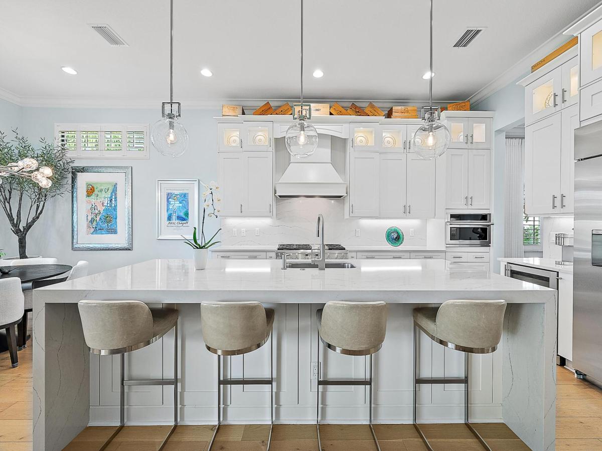 MLS #RX-11102727 image #0