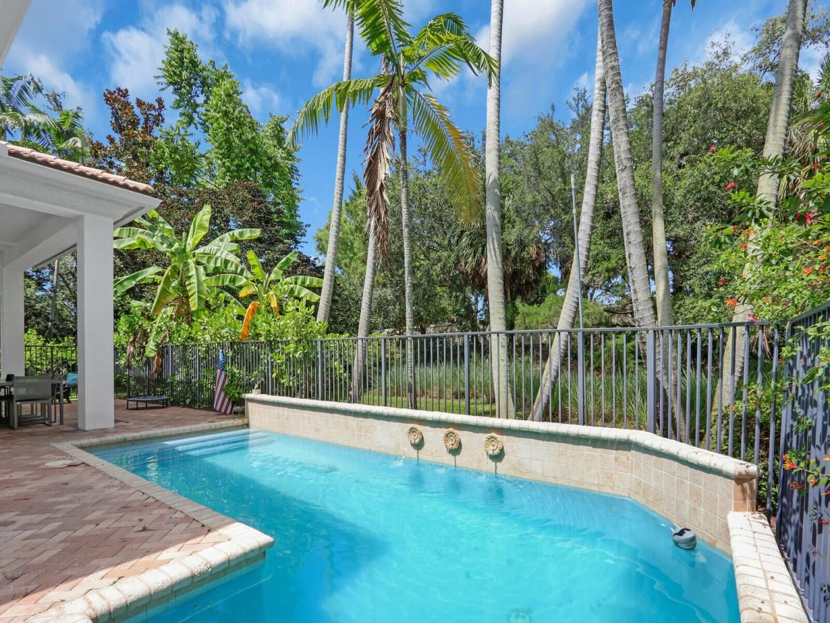 MLS #RX-11102932 image #0