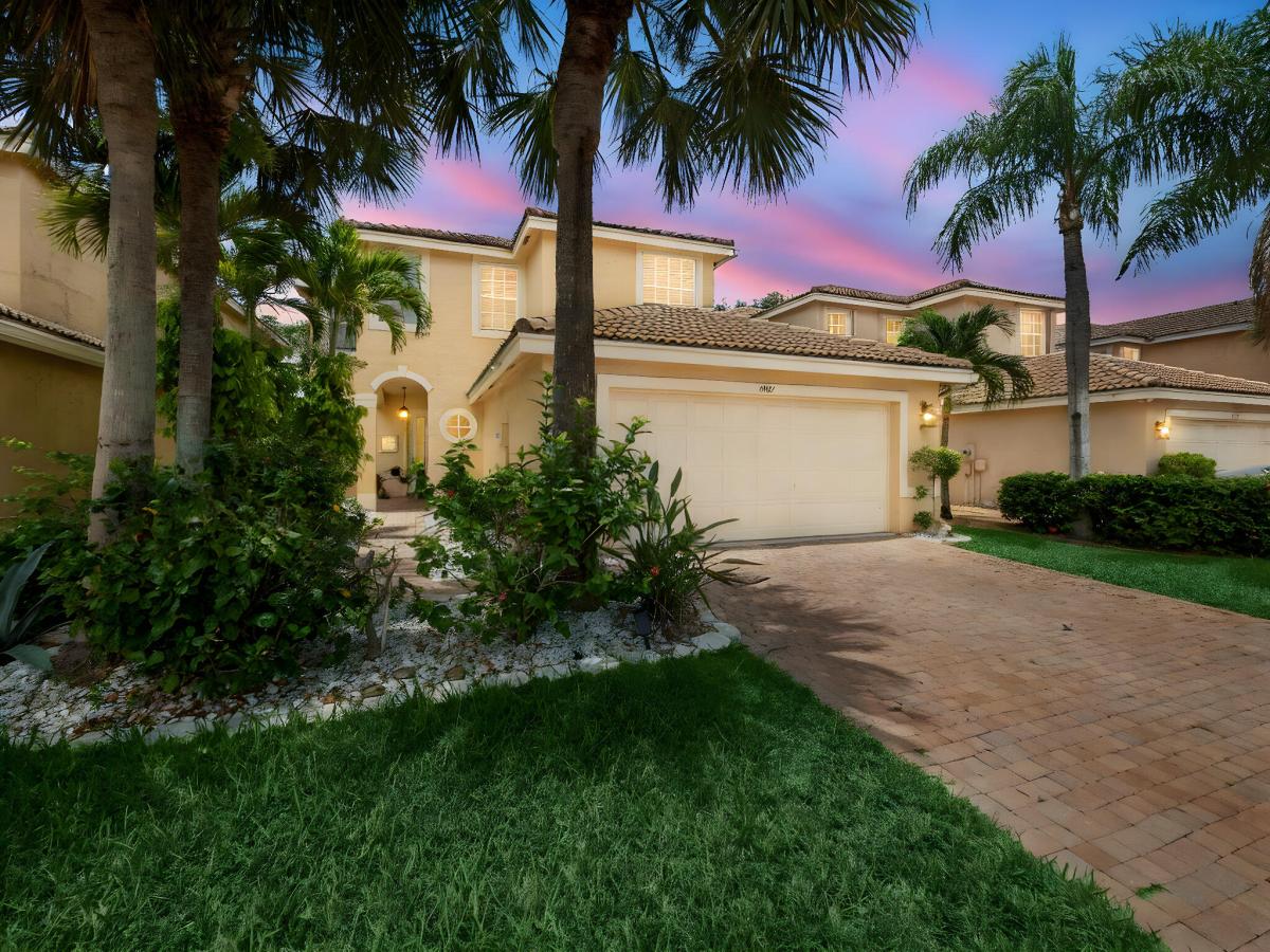 MLS #RX-11103046 image #0