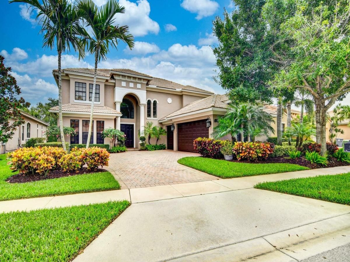 MLS #RX-11103279 image #0