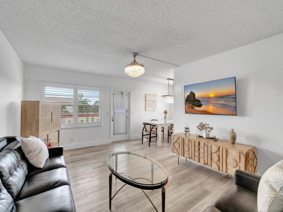 MLS #RX-11104931 image #0