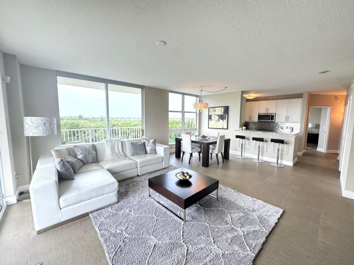 MLS #RX-11104967 image #0