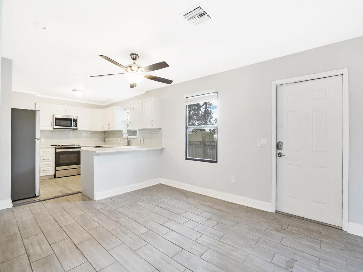 MLS #RX-11105035 image #0