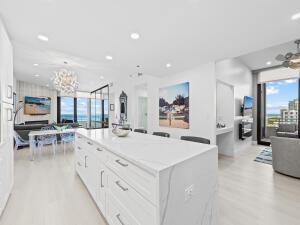 MLS #RX-11010536 image #0