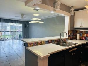 MLS #RX-11105505 image #0