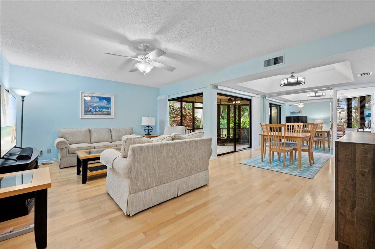 MLS #RX-11105917 image #0