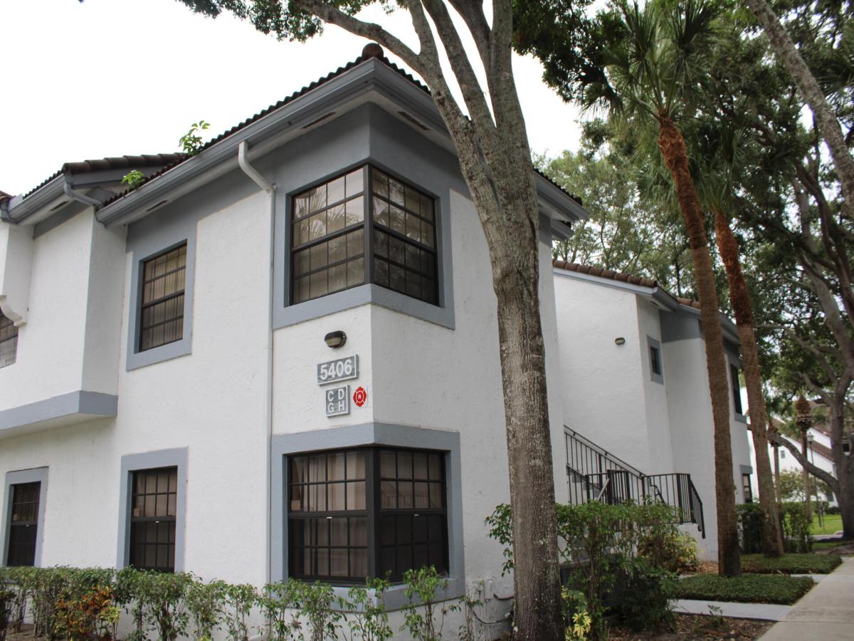 MLS #RX-11106359 image #0