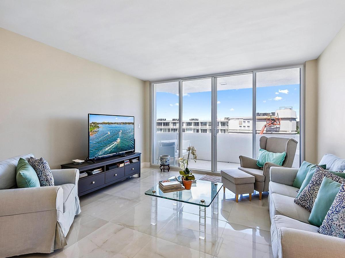 MLS #RX-11106416 image #0