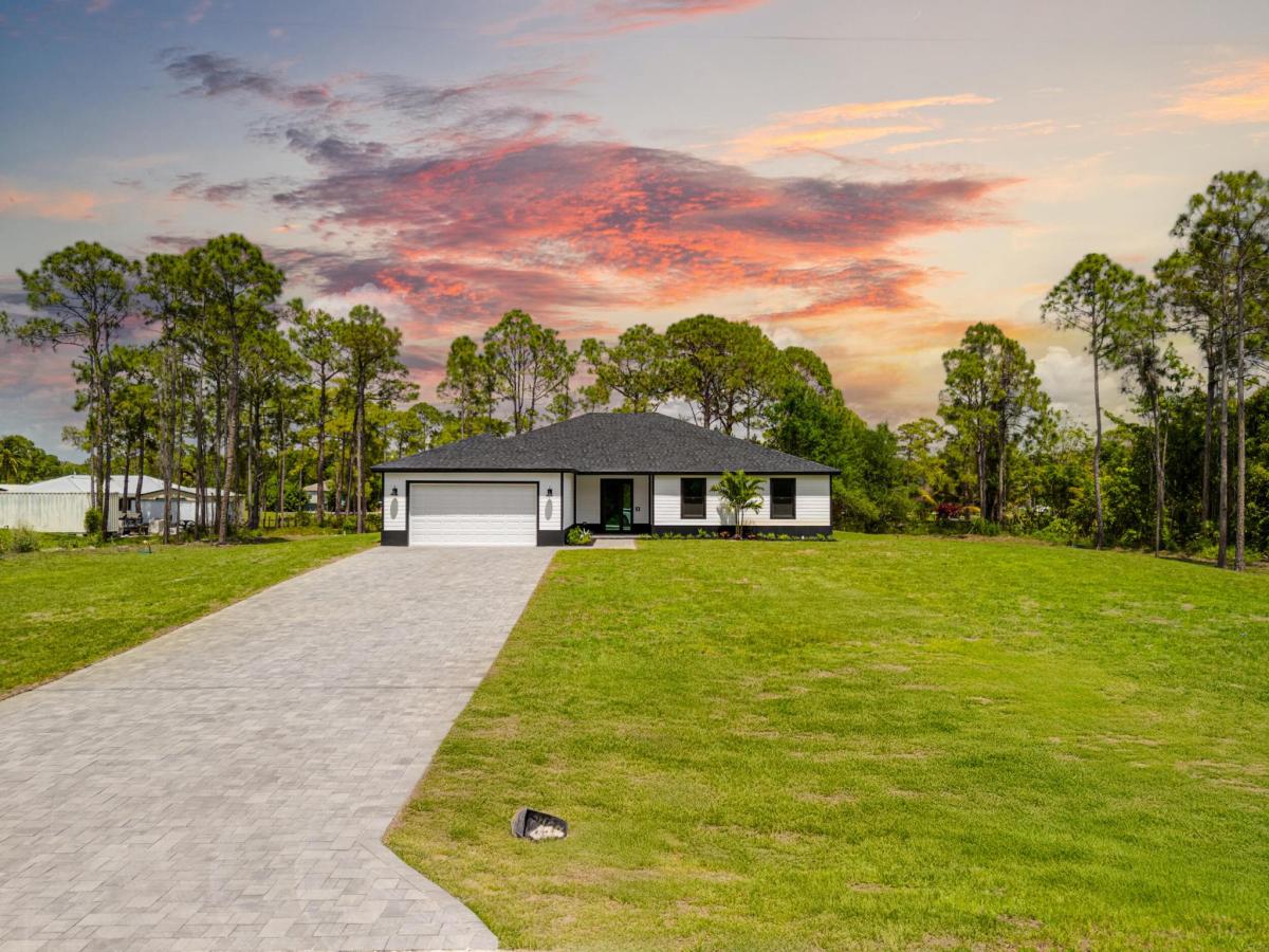 MLS #RX-11106635 image #0