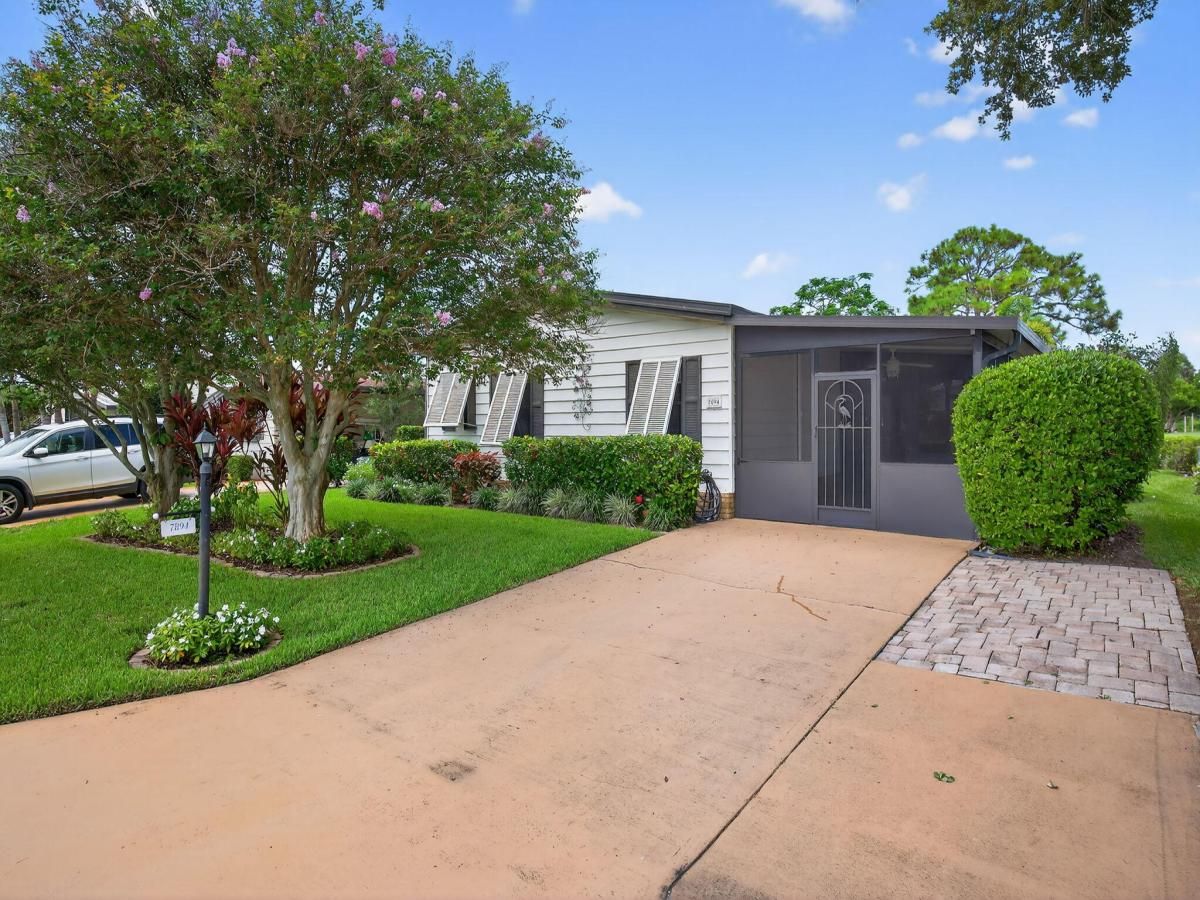 MLS #RX-11106701 image #0