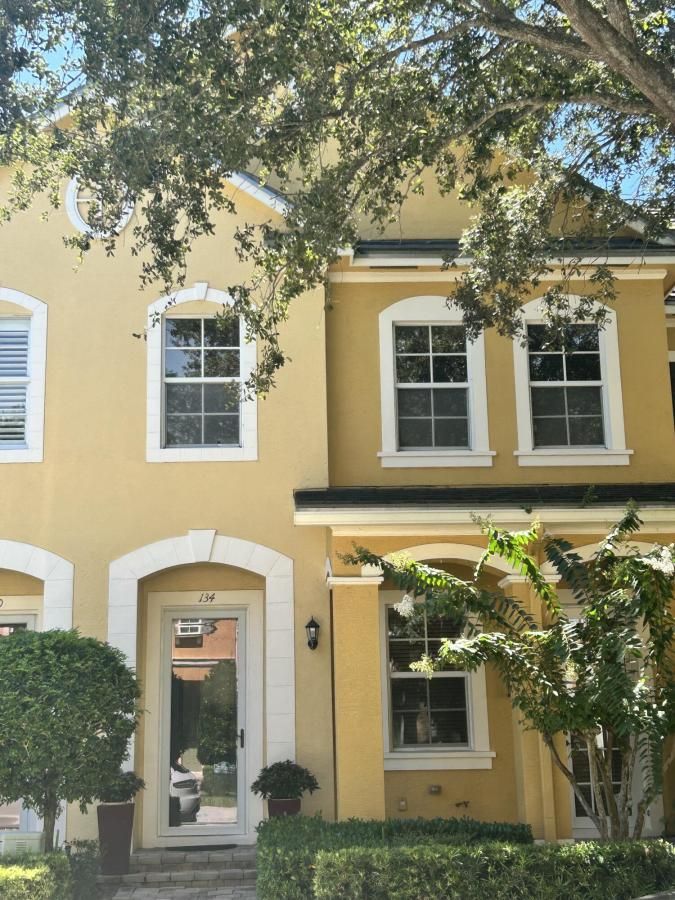 MLS #RX-11106911 image #0