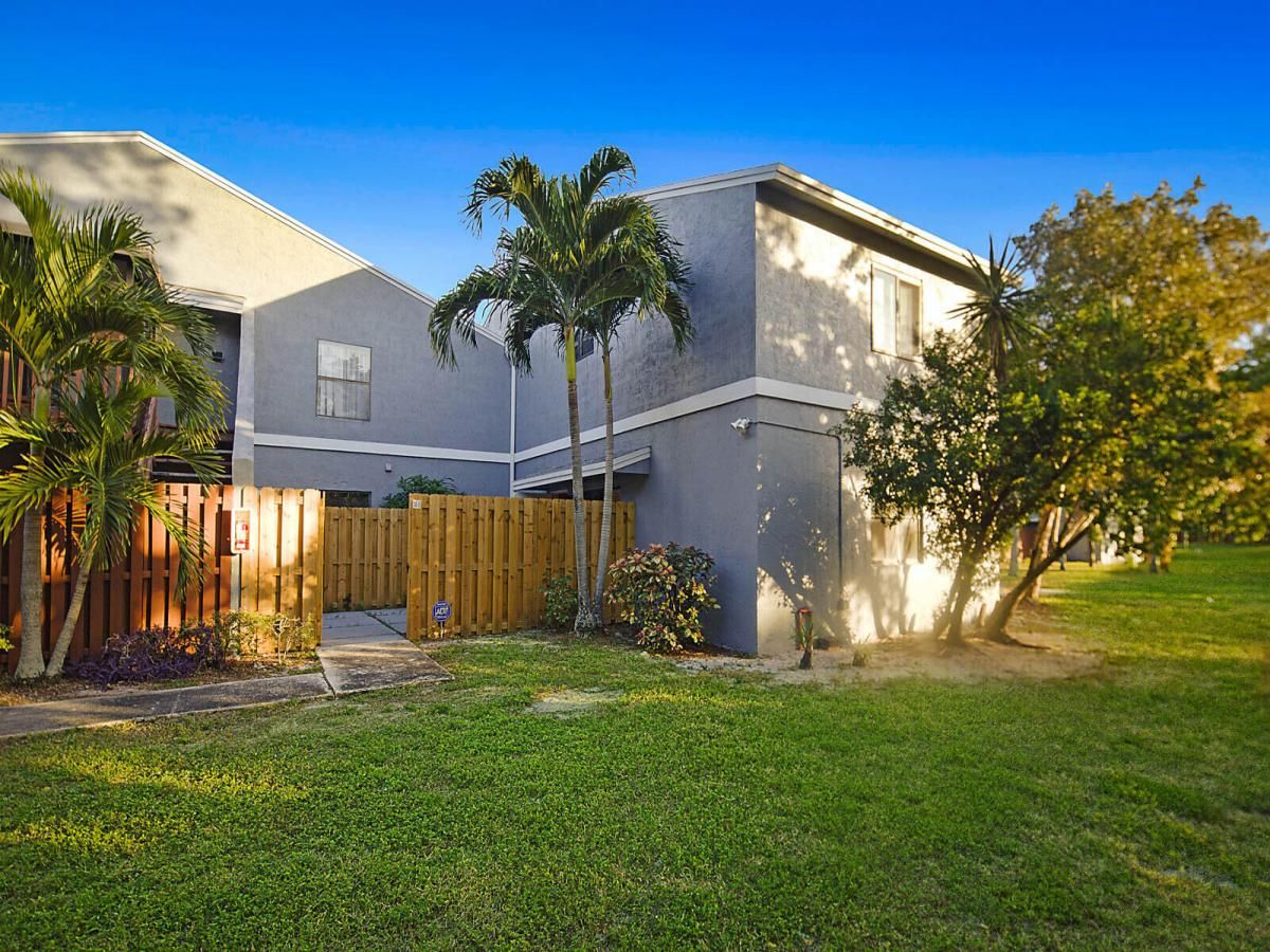 MLS #RX-11051501 image #0