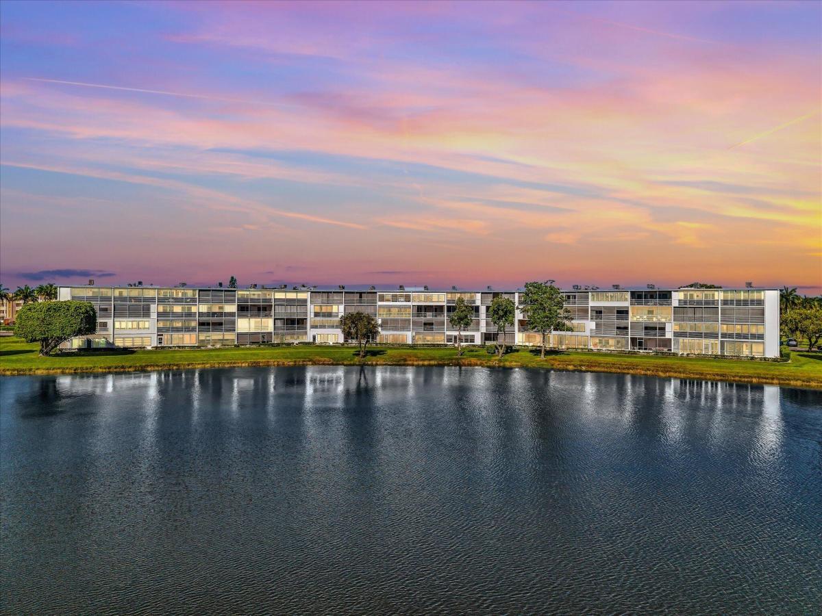 MLS #RX-11107197 image #0