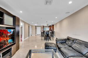 MLS #RX-11003057 image #0