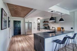 MLS #RX-11083309 image #0