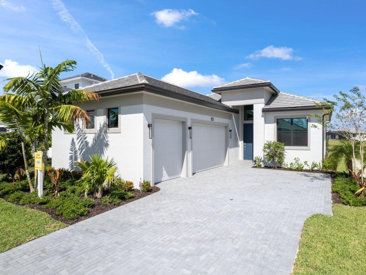 MLS #RX-11107966 image #0