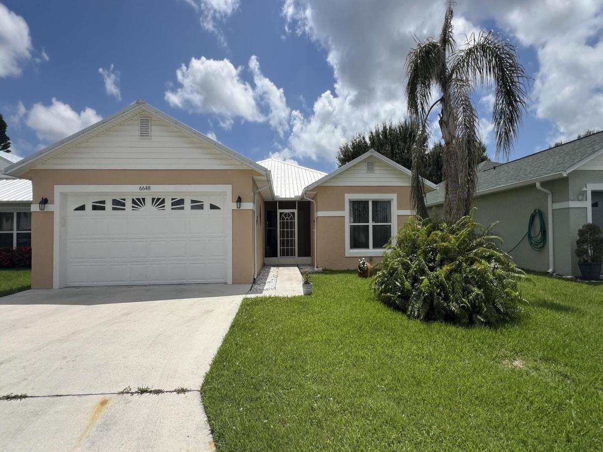 MLS #RX-11108196 image #0