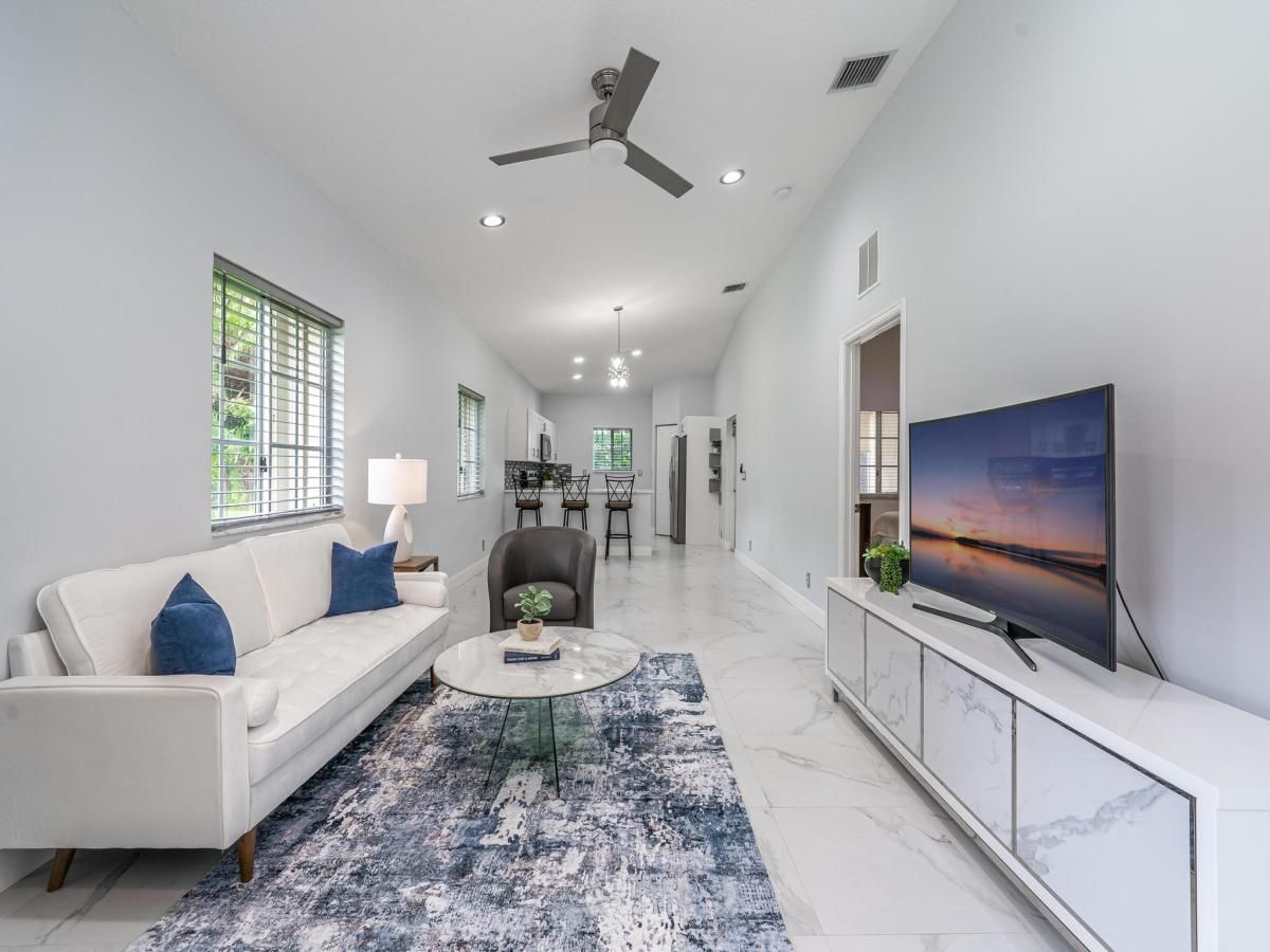 MLS #RX-11108516 image #0