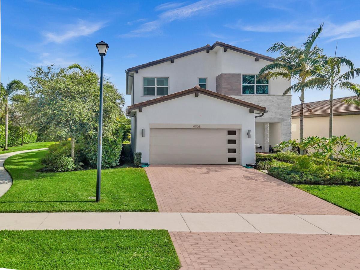 MLS #RX-11108599 image #0