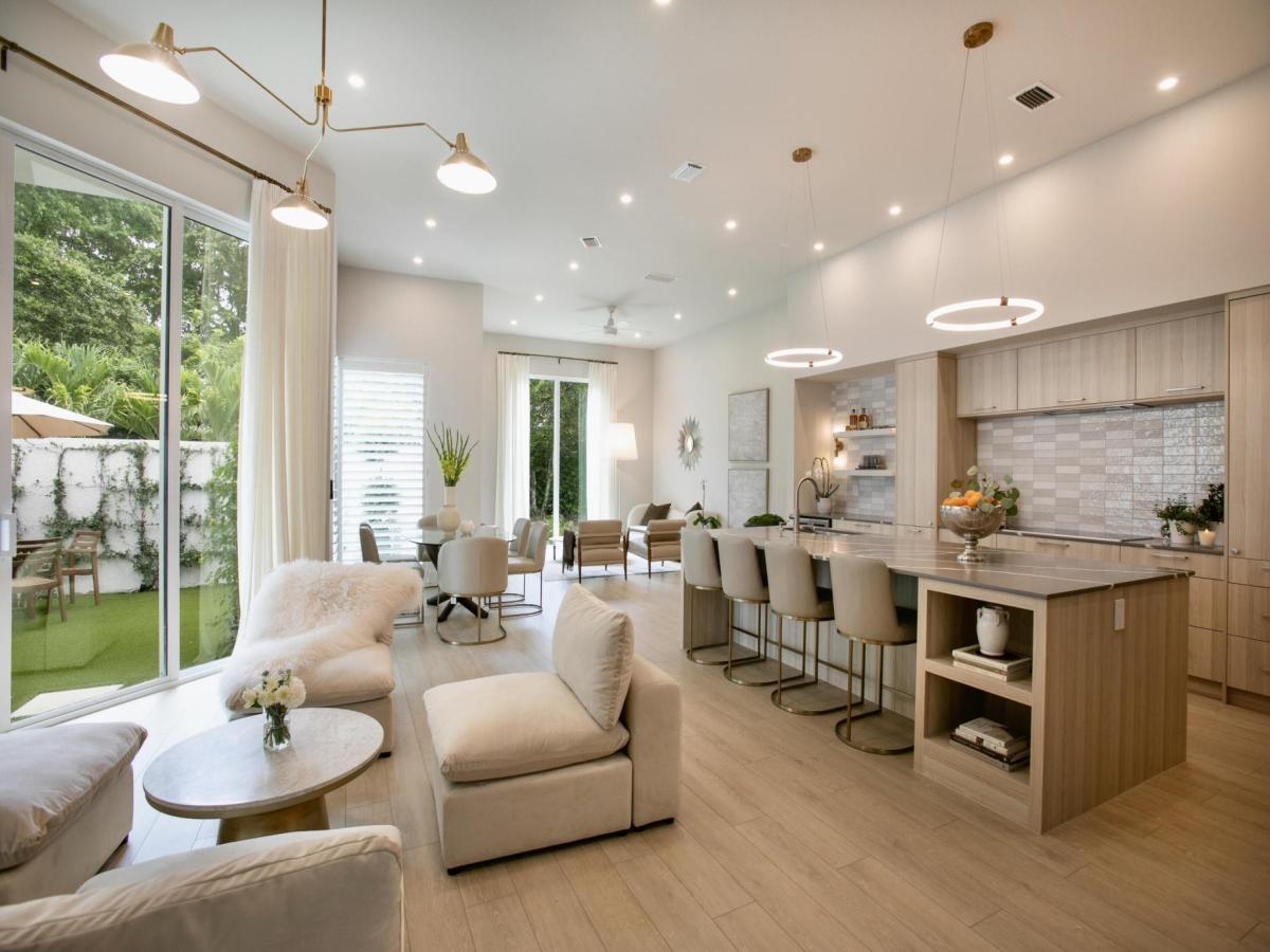 MLS #RX-11108691 image #0