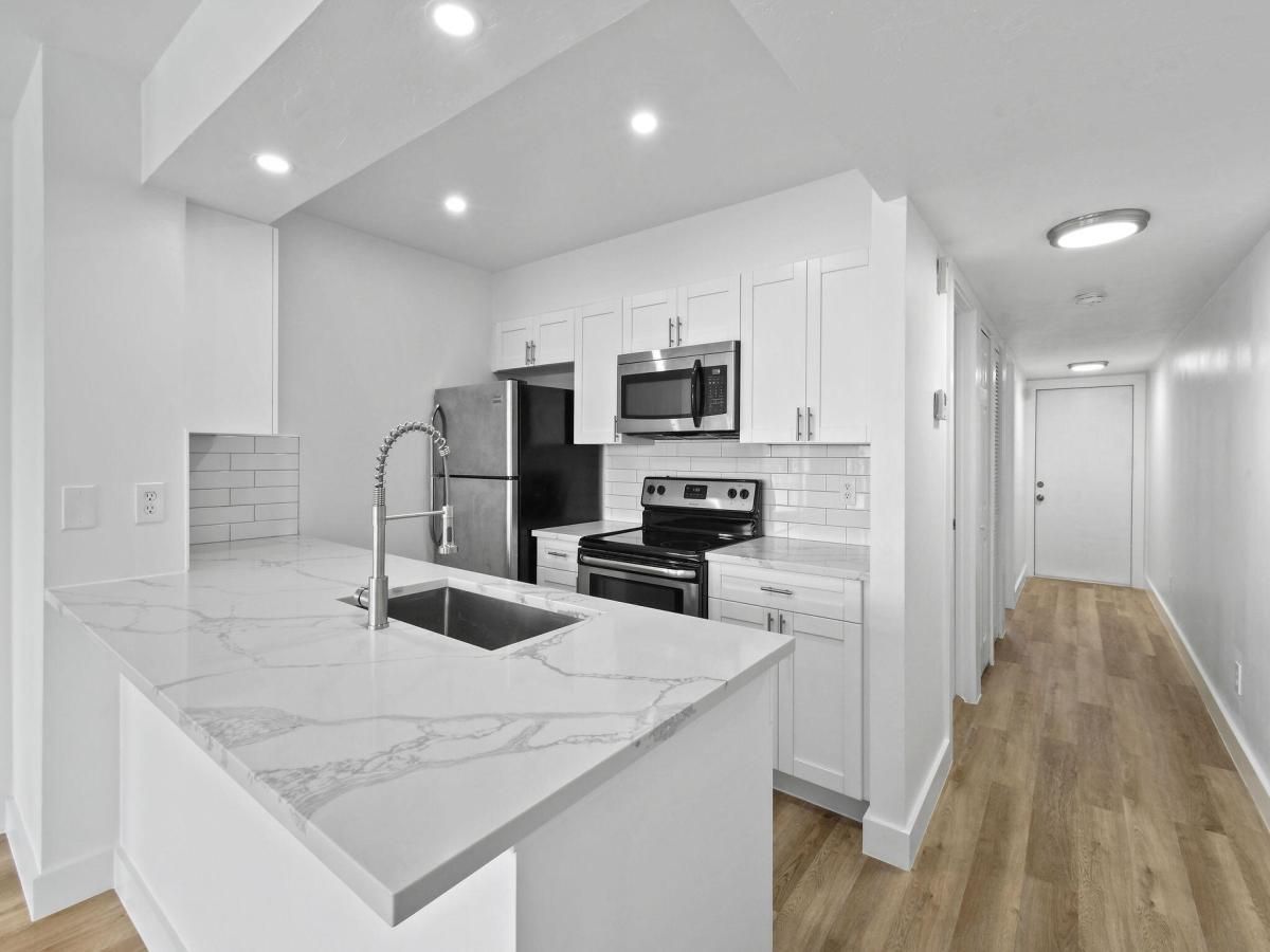 MLS #RX-11108998 image #0