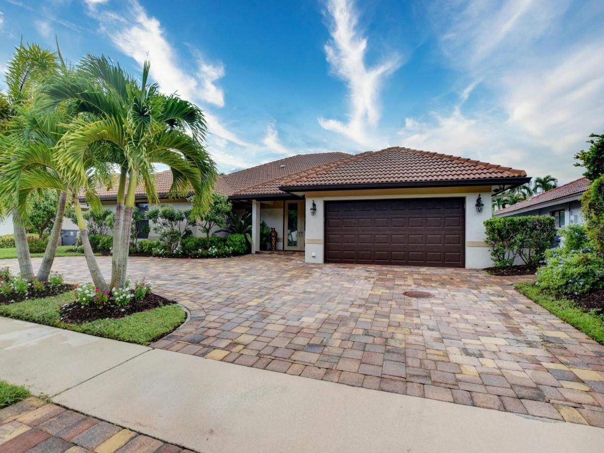 MLS #RX-11109009 image #0