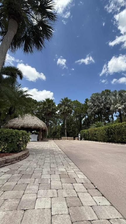 MLS #RX-11109078 image #0