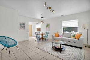 MLS #RX-11109179 image #0