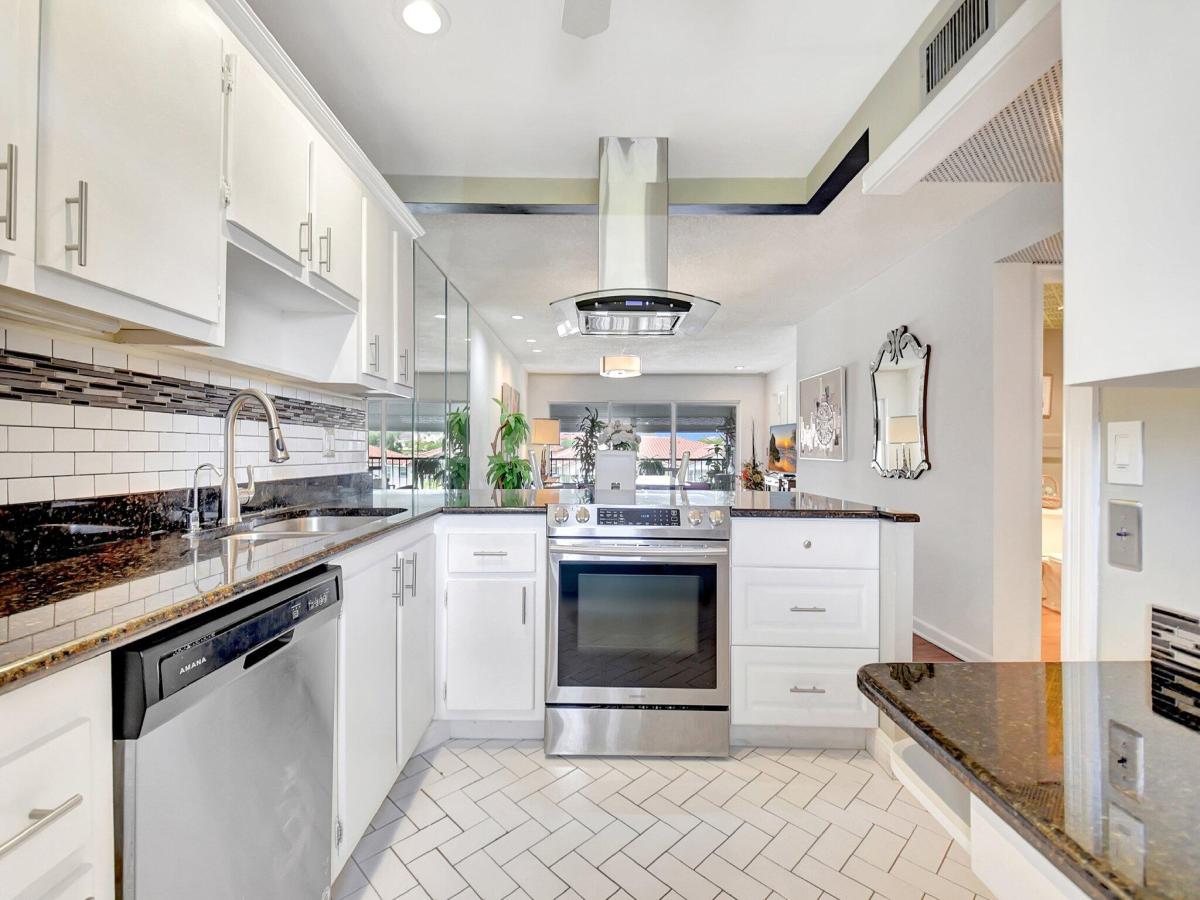 MLS #RX-11109514 image #0