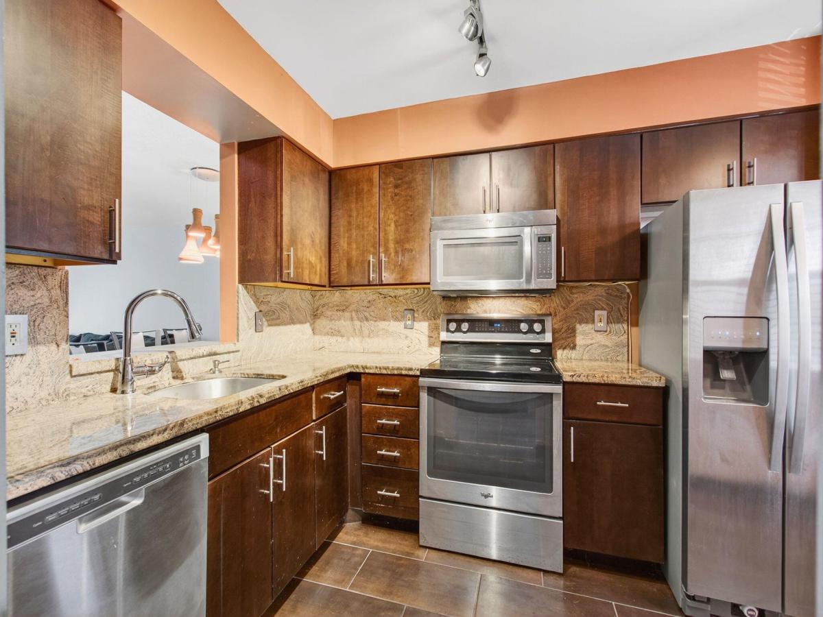 MLS #RX-11109529 image #0