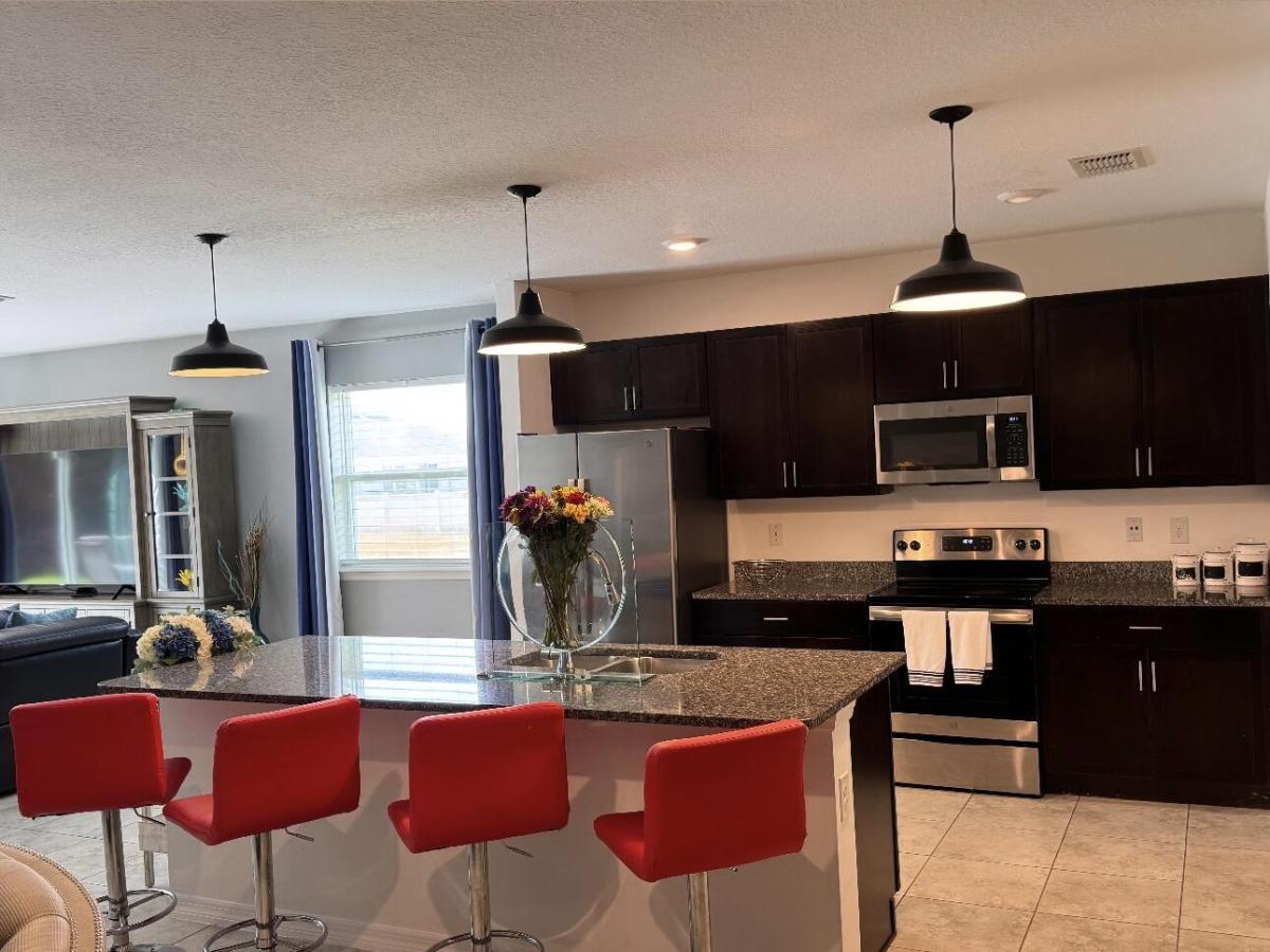 MLS #RX-11109976 image #0