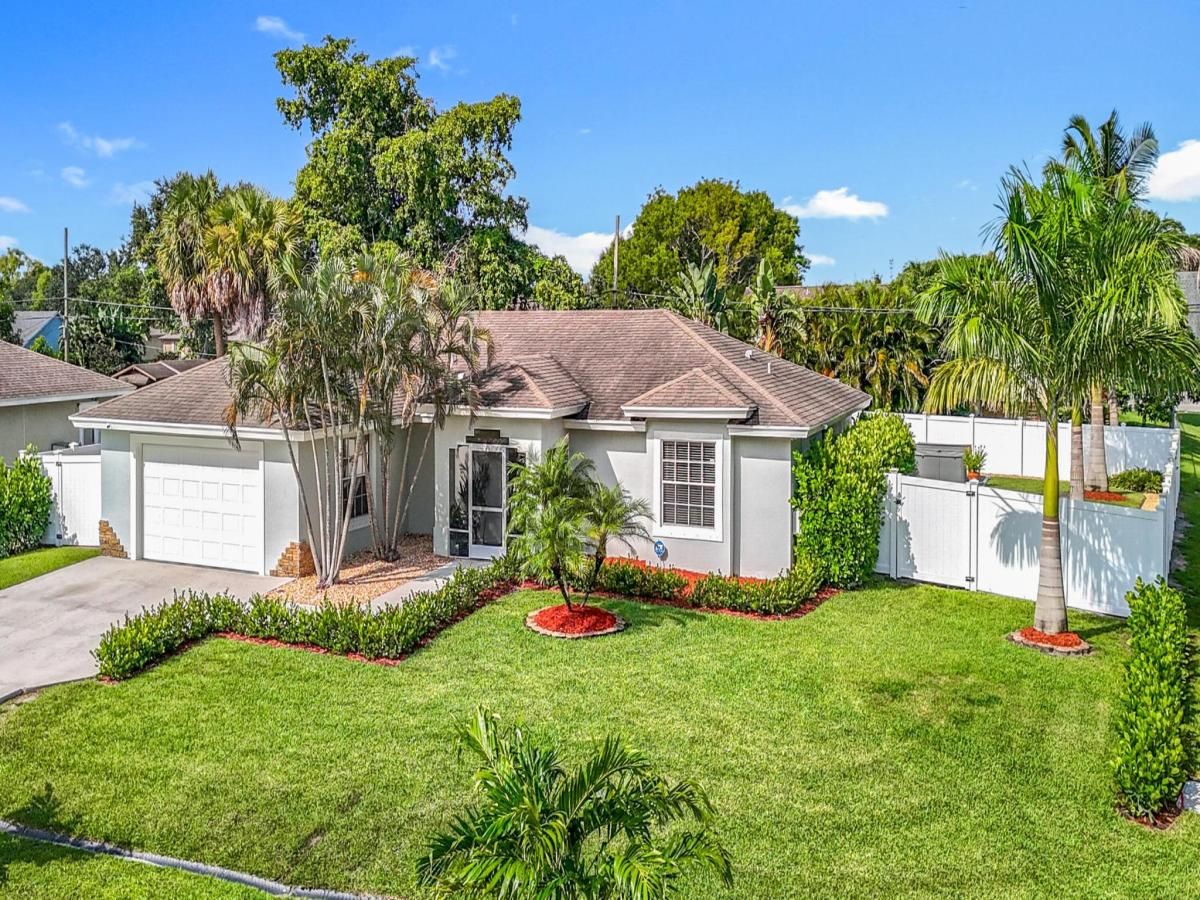 MLS #RX-11110038 image #0